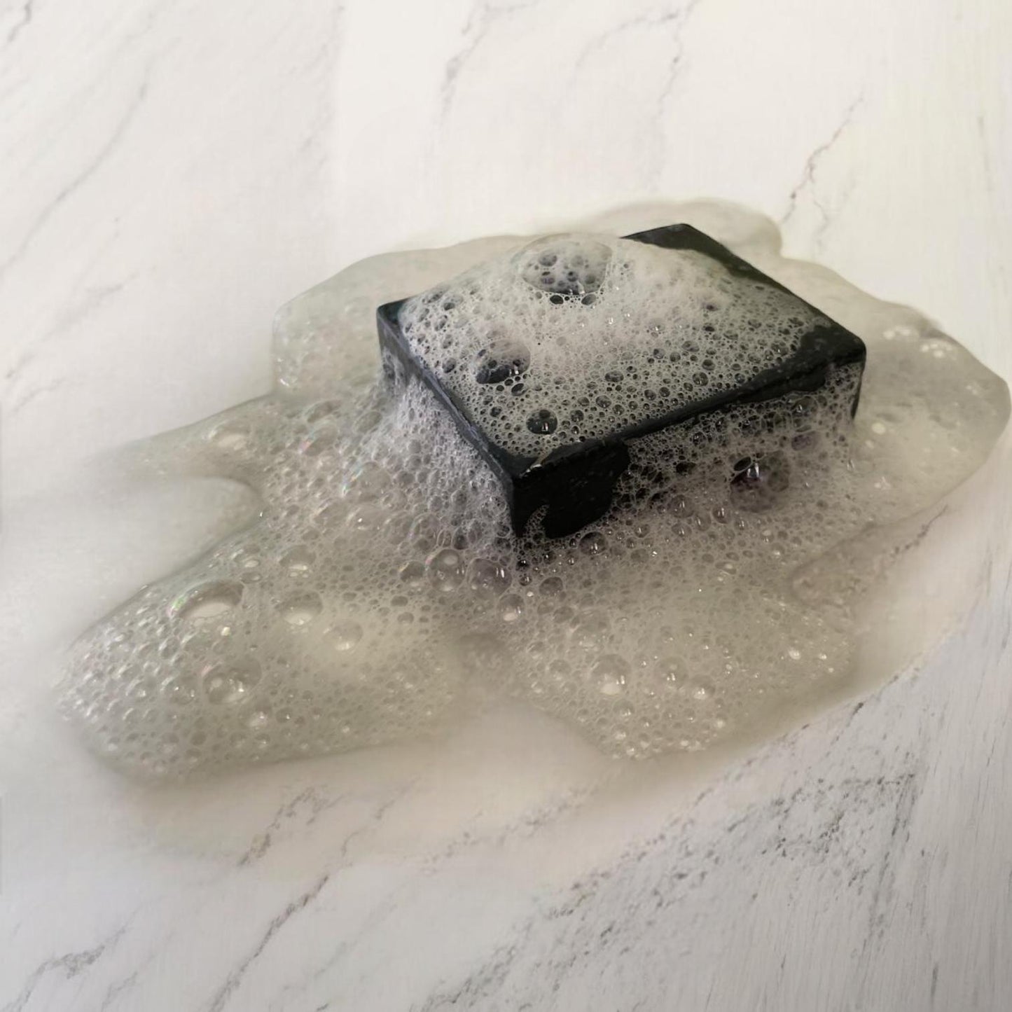 mousse du savon actif et masque detox